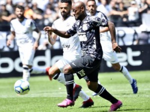 Ceará busca empate contra o Corinthians com golaço olímpico