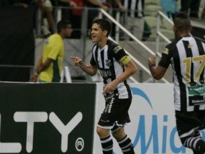 Ceará e Fortaleza marcam no 2º tempo e clássico-rei fica no 1 a 1