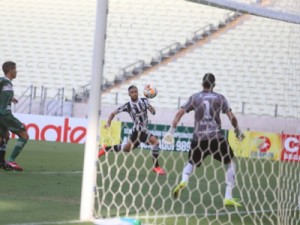 Ceará e Maranguape ficam no empate no Castelão