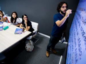 Ceará é o 3º estado com mais alunos redação nota 1000 no Enem 2018