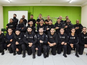 Ceará envia 20 agentes penitenciários para força-tarefa de intervenção no Amazonas