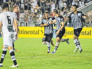 Ceará perde de 3 para o Botafogo e se complica na Copa do Brasil