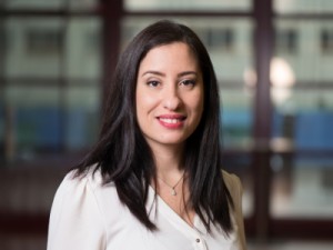 Cearense deputada na Suíça compara desafios de mulheres na Política entre países