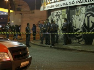 Chacina deixa oito mortos em sede de torcida do Corinthians