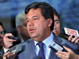 Chapa alternativa para comissão do impeachment tem 35 nomes, diz líder