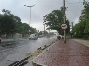 Chove em 21 municípios do Ceará nesta sexta