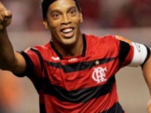Clube vai pagar R$ 17 milhões para Ronaldinho