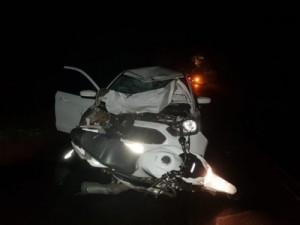 Colisão entre carro e moto deixa dois mortos na PI-112 no Norte do Piauí