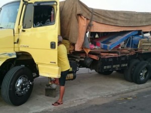 Colisão entre dois caminhões deixa 5 romeiros mortos e 4 feridos em PE