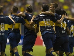 Com gol de Lodeiro, Boca faz 5 a 0 no Zamora e comemora com foto no banco