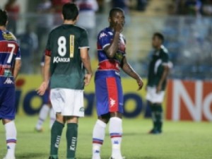 Com gol relâmpago, Fortaleza bate Icasa e se aproxima de vaga na segunda fase do Estadual