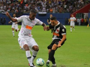 Com lei do ex e VAR, Vasco e Corinthians ficam no empate na Arena da Amazônia