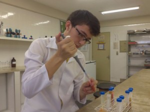 Com projeto de antiviral, cearense do IFCE será atração em mais uma feira internacional