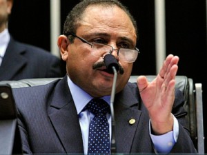 Com renúncia de Cunha, Câmara tem até 5 sessões para fazer nova eleição