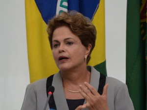 Com vetos, MP do Futebol é sancionada por Dilma e se torna lei