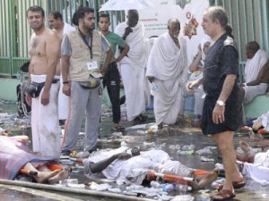 Confusão durante peregrinação a Meca mata centenas na Arábia Saudita