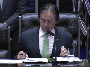 Congresso não aprovou 'pautas-bomba' nem deixou 'herança maldita', diz Eunício