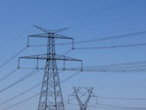 Conta de energia ficará mais baixa no Ceará a partir de março, diz ministro