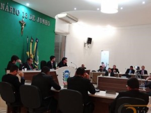 Convite da oposição a direção do Balneário do Caldas agita reunião da Câmara