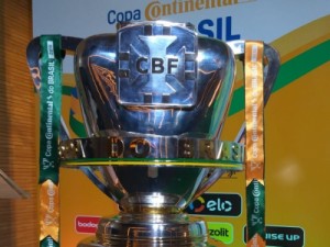 Copa do Brasil: Internacional e Athletico-PR decidem em casa semifinais do torneio