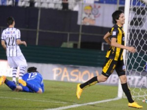 Corinthians joga mal mesmo após descanso e perde para o Guaraní