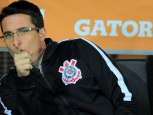 Corinthians perde para o Millionarios, e novo treinador Loss lamenta a derrota