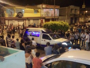 Corpo de prefeito de Nova Olinda é sepultado em Antonina do Norte