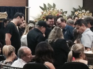 Corpo do cantor José Rico é velado na Câmara de Americana, SP