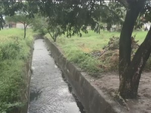 Criança de 5 anos desaparece após cair no rio Maranguapinho, em Fortaleza