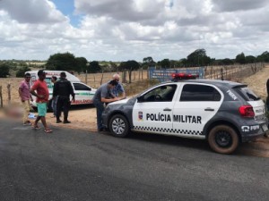 Criminosos tiraram o suspeito da ambulância e o executaram, diz PM