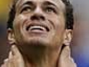 Cruzeiro goleia Villa Nova por 4 a 0 e mantém liderança