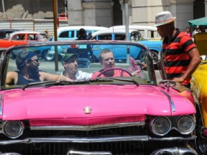 Cuba desponta como paraíso turístico para comunidade gay