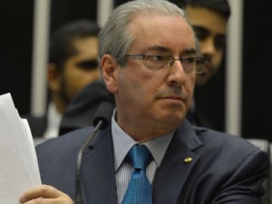 Cunha cobra, via Whatsapp, 'doação' para ex-ministro Henrique Eduardo Alves