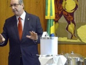 Cunha diz que impeachment deve ser concluído em março na Câmara