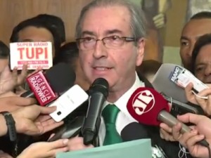 Cunha renuncia à presidência da Câmara