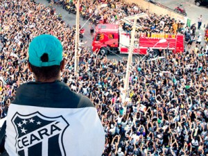 De volta a elite do brasileirão, Ceará é recebido com festa