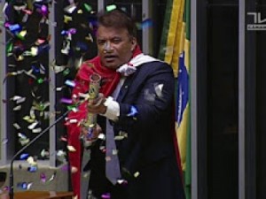 Deputado que comemorou impeachment de Dilma, é cassado por caixa 2
