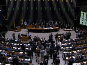 Deputados aprovam regras novas para as campanhas eleitorais