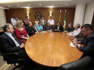 Deputados tomam posse na Assembleia Legislativa nesta segunda-feira 