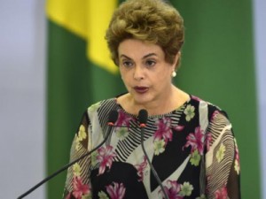 Dilma cancela visita a Fortaleza por problemas de deslocamento