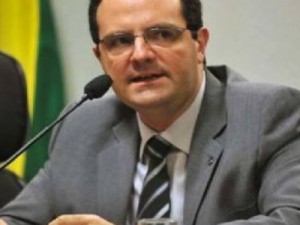 Dilma define Nelson Barbosa para o Ministério da Fazenda