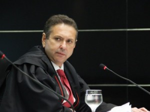 Domingos Filho é eleito presidente do TCM do Ceará