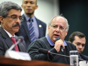 Duque diz que esposa não é parente de Dirceu e nunca esteve com Lula