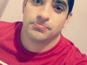 Economista é morto por assaltantes ao chegar de festa