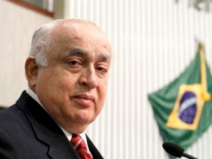 Em Fortaleza, morre o professor e suplente de deputado Teodoro