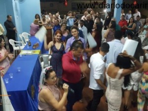 Emoção transborda no casamento civil das noivas de Santo Antônio no Rotary de Barbalha