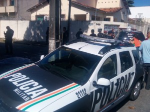 Empresário é morto quando abria a loja em Fortaleza