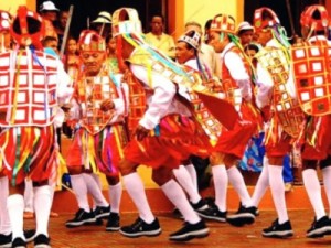 Encontro de Reisados e Auto de Natal encerram ciclo natalino na Escola de Saberes