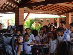 Equipe do Jornal Nacional grava matéria sobre educação no município de Brejo Santo