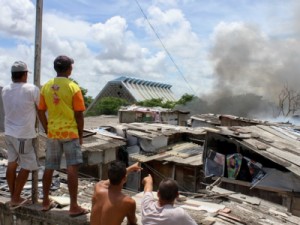 Esperança chega através de donativos para vítimas de incêndio